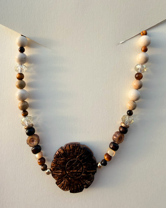 Floral Wood Strand