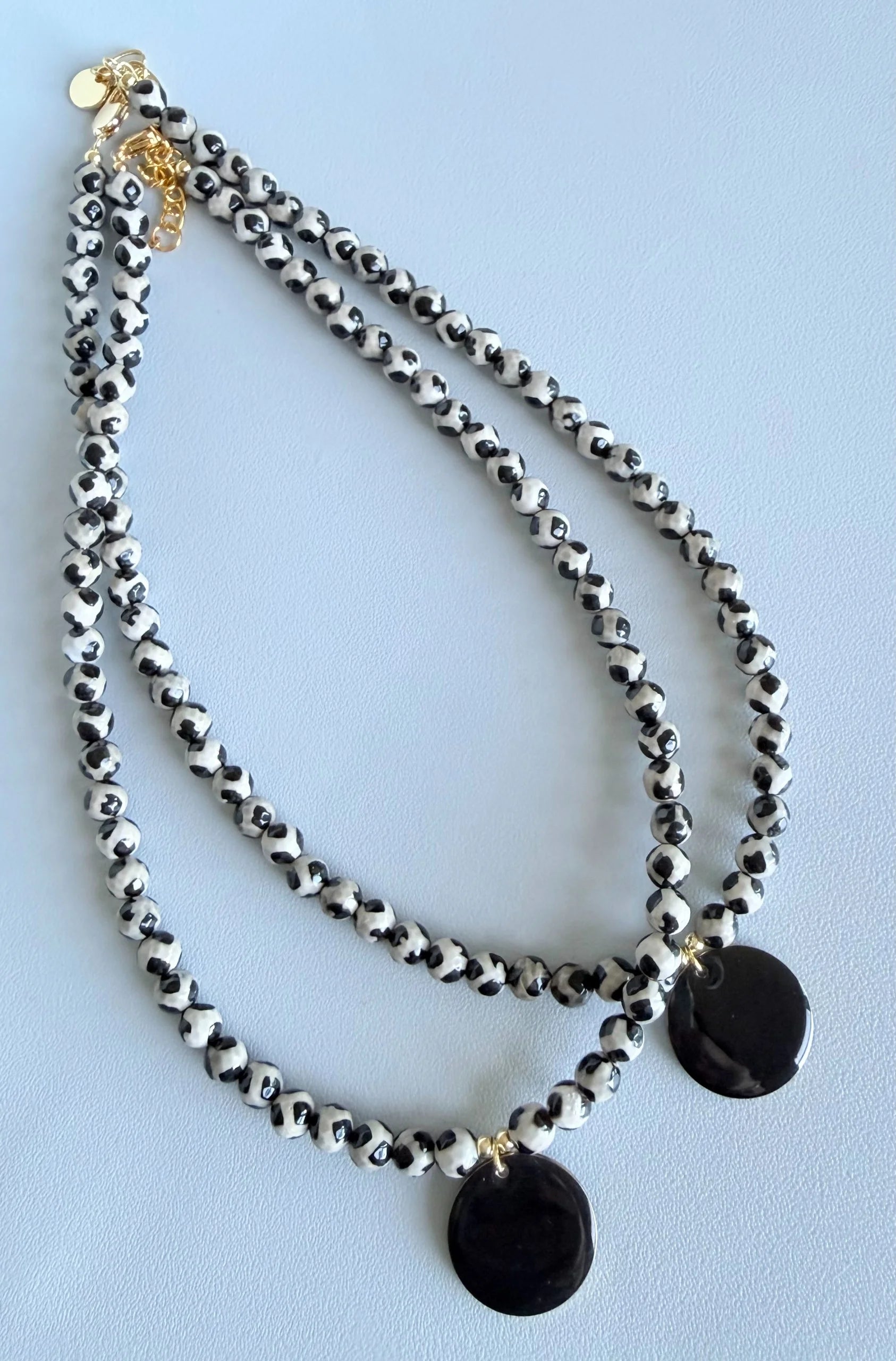 Givsy Gems - Dzi Agate & Black Charm Necklace